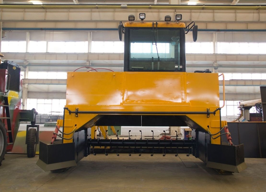 TC serie tipo Crawler attrezzatura di fermentazione dei rifiuti organici compost turner machine