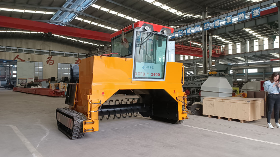 TC serie tipo Crawler attrezzatura di fermentazione dei rifiuti organici compost turner machine