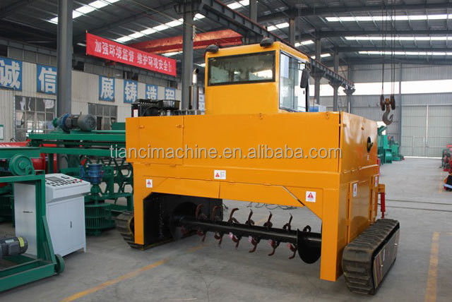 Macchina per la trasformazione del compost a motore diesel di tipo crawler 500-1800m3/h Capacità Processore di fermentazione del letame organico