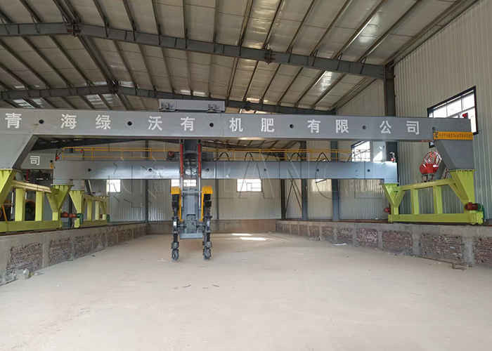 1200-3000 mm Resto di soia / stalchi di mais compostaggio rotolo Turner Machine