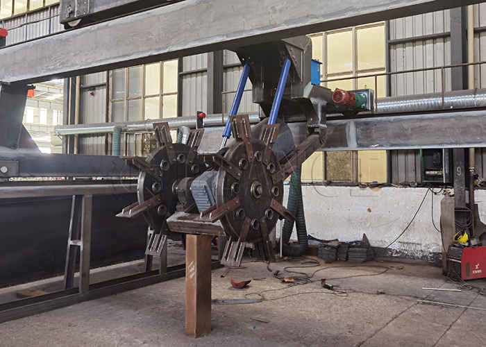 Capacità 150-400 m3/h Rifiuti organici Compost Turner Motore Tipo ruota