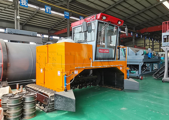 TC serie tipo Crawler attrezzatura di fermentazione dei rifiuti organici compost turner machine
