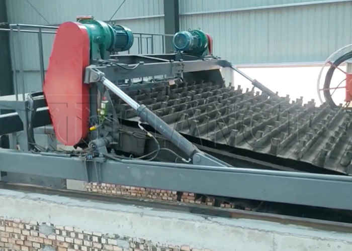 Tipo di piastra a catena elettrica Compost Turner Fermentazione di letame animale Compost Machine