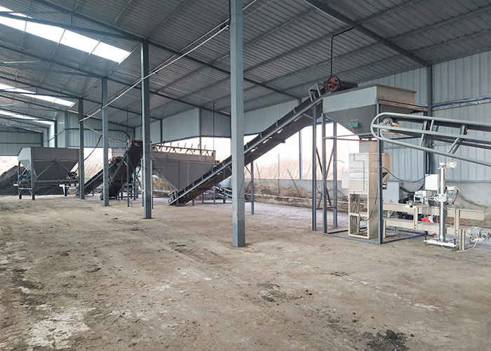 Fertilizzante organico compost macchina di produzione di fertilizzanti in polvere per letame di pollo