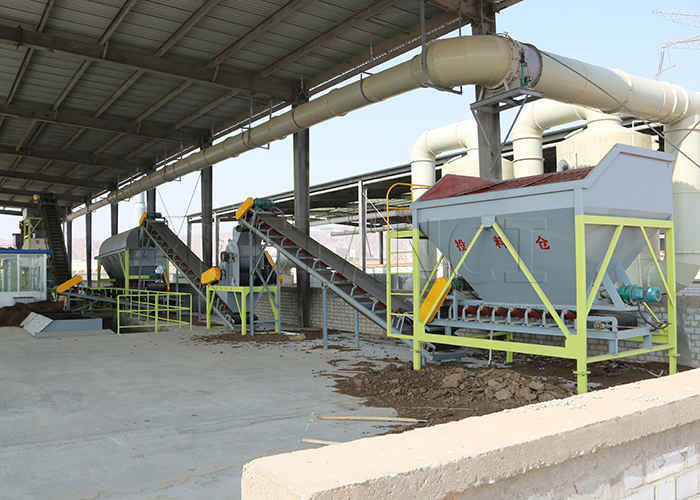 Fertilizzante organico compost macchina di produzione di fertilizzanti in polvere per letame di pollo