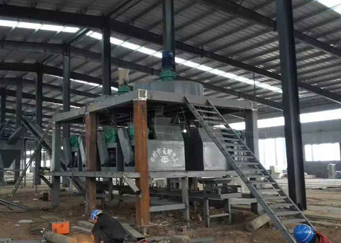 Granulatore a doppio rullo Macchina di produzione di fertilizzanti organici per polli