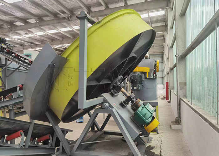 1-20T/H concime animale concime organico Granulazione di linea Granulatore a disco per rifiuti organici