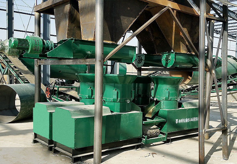 Linea di produzione di granulatori di bentonite DAP Fertilizzante Flat Die Granulator