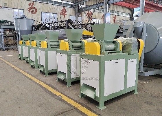 NPK Fertilizzante Granulazione Macchine fornitore Granulatore a doppio rullo avanzato Granulatore di fertilizzante organico Granulatore
