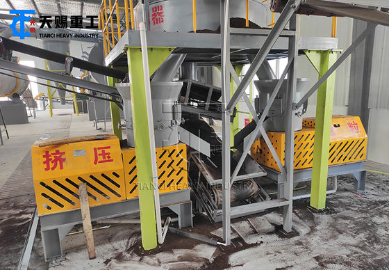 Linea di produzione di granuli di fertilizzanti organici Granulatore di compost di mucca Granulatore di biomassa Linea di produzione a stampo piatto