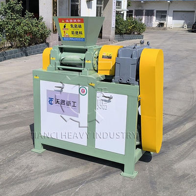 NPK Fertilizzante Granulazione Macchine fornitore Granulatore a doppio rullo avanzato Granulatore di fertilizzante organico Granulatore