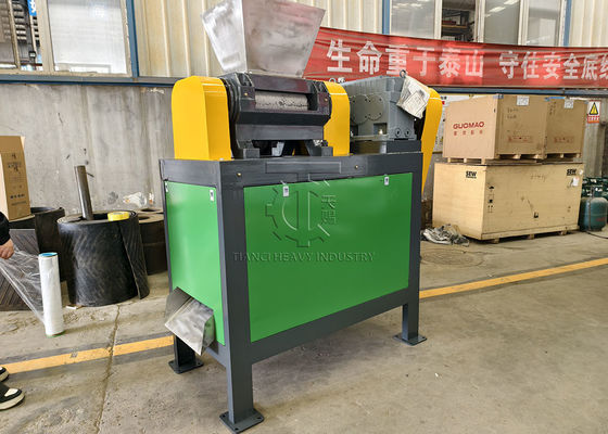 Granulatore a doppio rullo Granulatore a doppio rullo per la produzione di granuli di fertilizzante